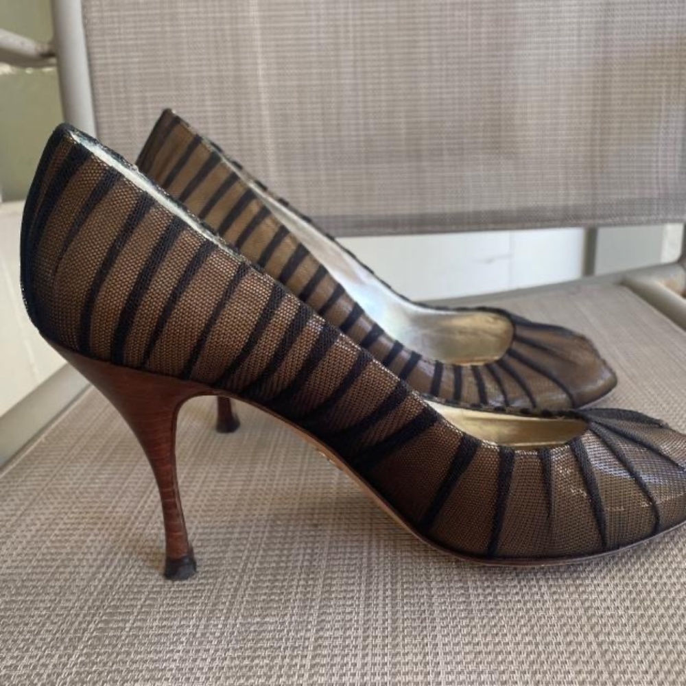 DOLCE & GABBANA Black Mesh Heels EUC - Picture 4 of 11